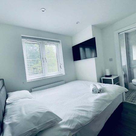 Riverside Premium En Suite Double Room E14 Лондон Екстер'єр фото