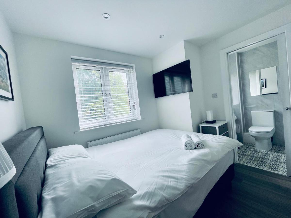 Riverside Premium En Suite Double Room E14 Лондон Екстер'єр фото